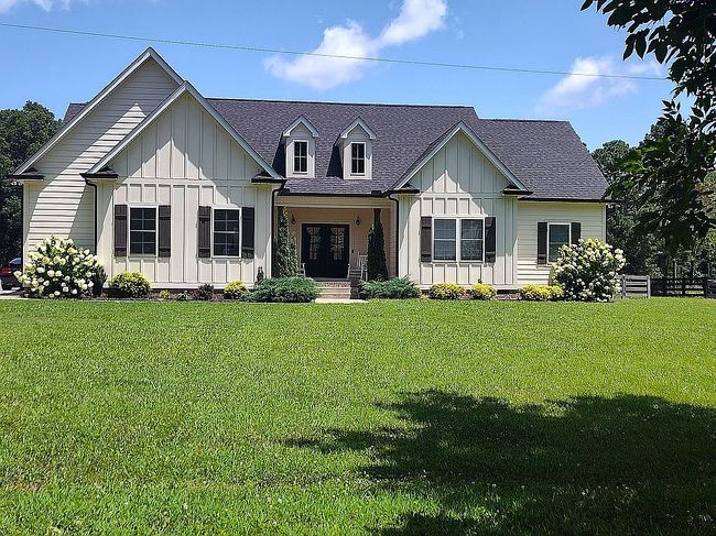 Photo of 1646 Porter Rd, Burns, TN