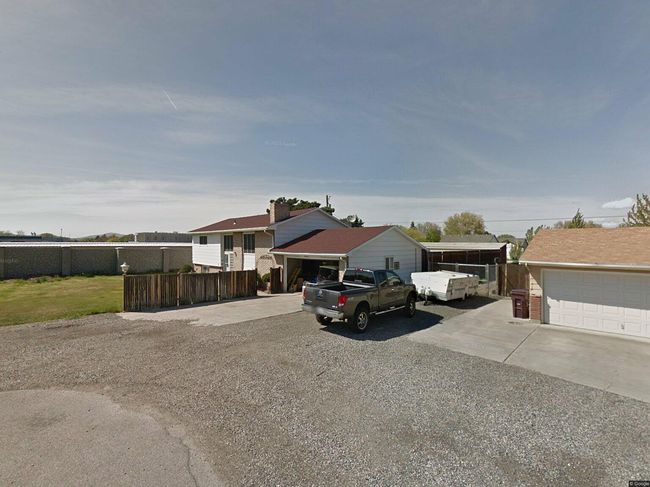 Image of 4032 W Deschutes Ave