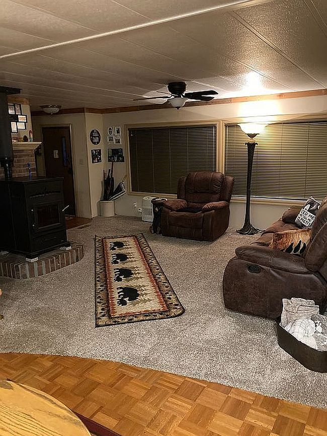 Photo of 442 Tenney Dr, Rogue River, OR