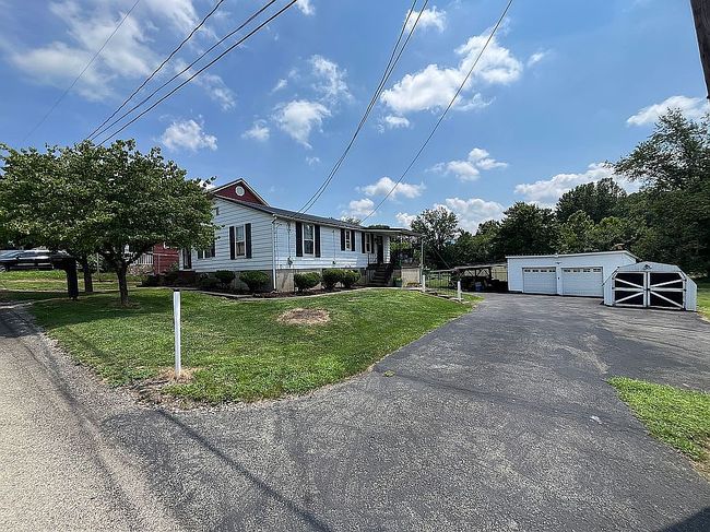 Photo of 523 Evans Station Rd, Lemont Furnace, PA