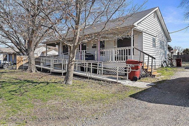 Preview of property located at 210 N Main St