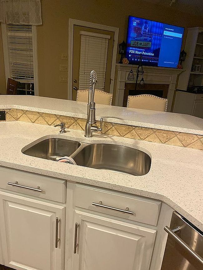 Image of 3285 Harmony Rd