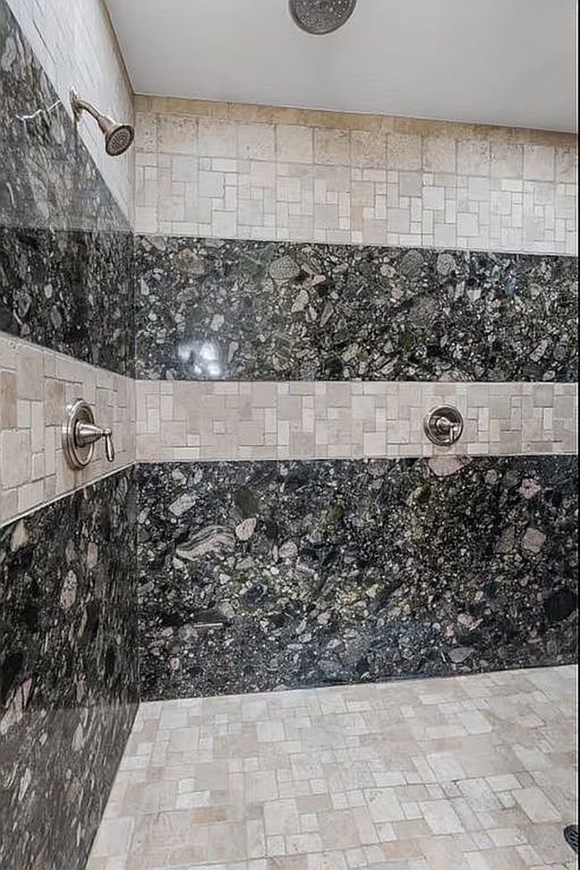 Image of 705 N Lochwood Dr