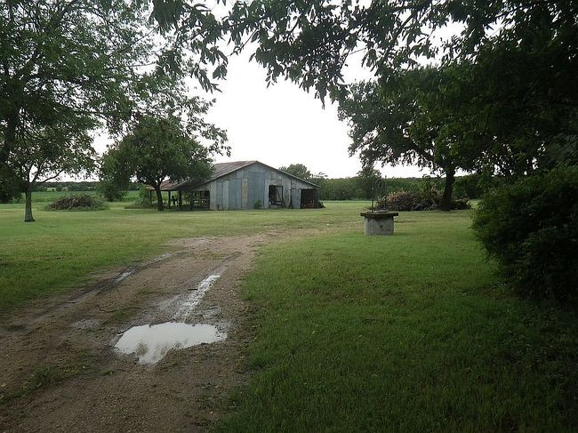 Photo of 3519 W Tours Rd, West, TX