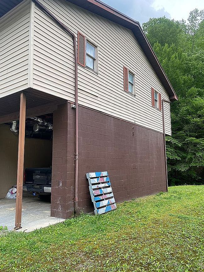 Image of 2729 Elkhorn Creek Rd