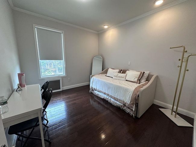 Photo of 629 E 8th St, Brooklyn, NY