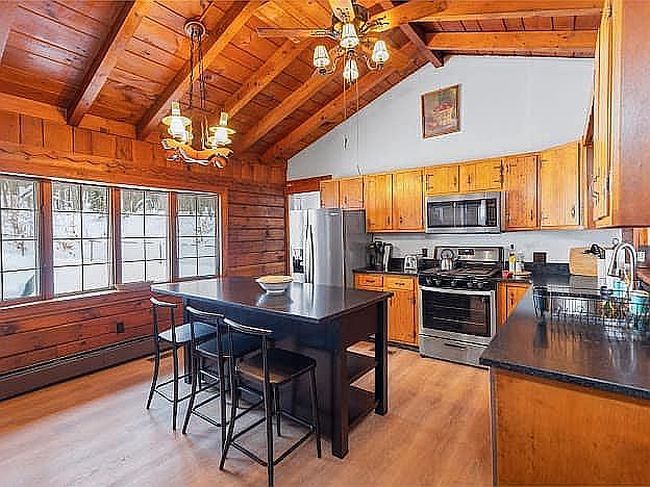 Photo of 186 Tuttle Rd, Old Forge, NY