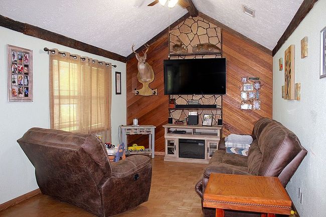 Photo of 19901 Otis Cooper Rd, Moss Point, MS