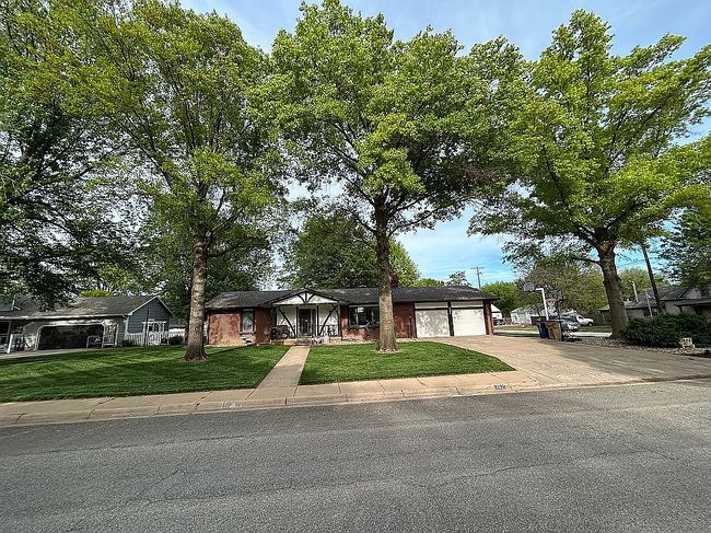 Image of 302 N Wolf St