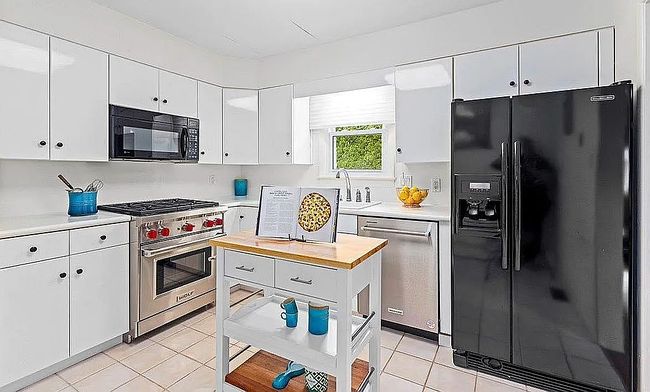 Photo of 411 N Douglas Ave, Margate City, NJ