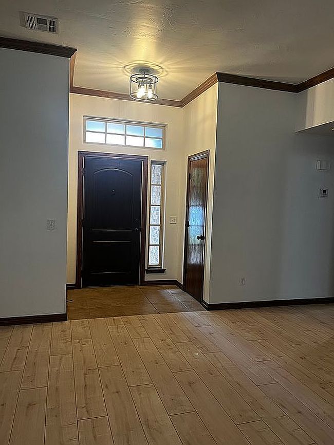 Additional photo 2 of property located at 12208 Biltmore Dr