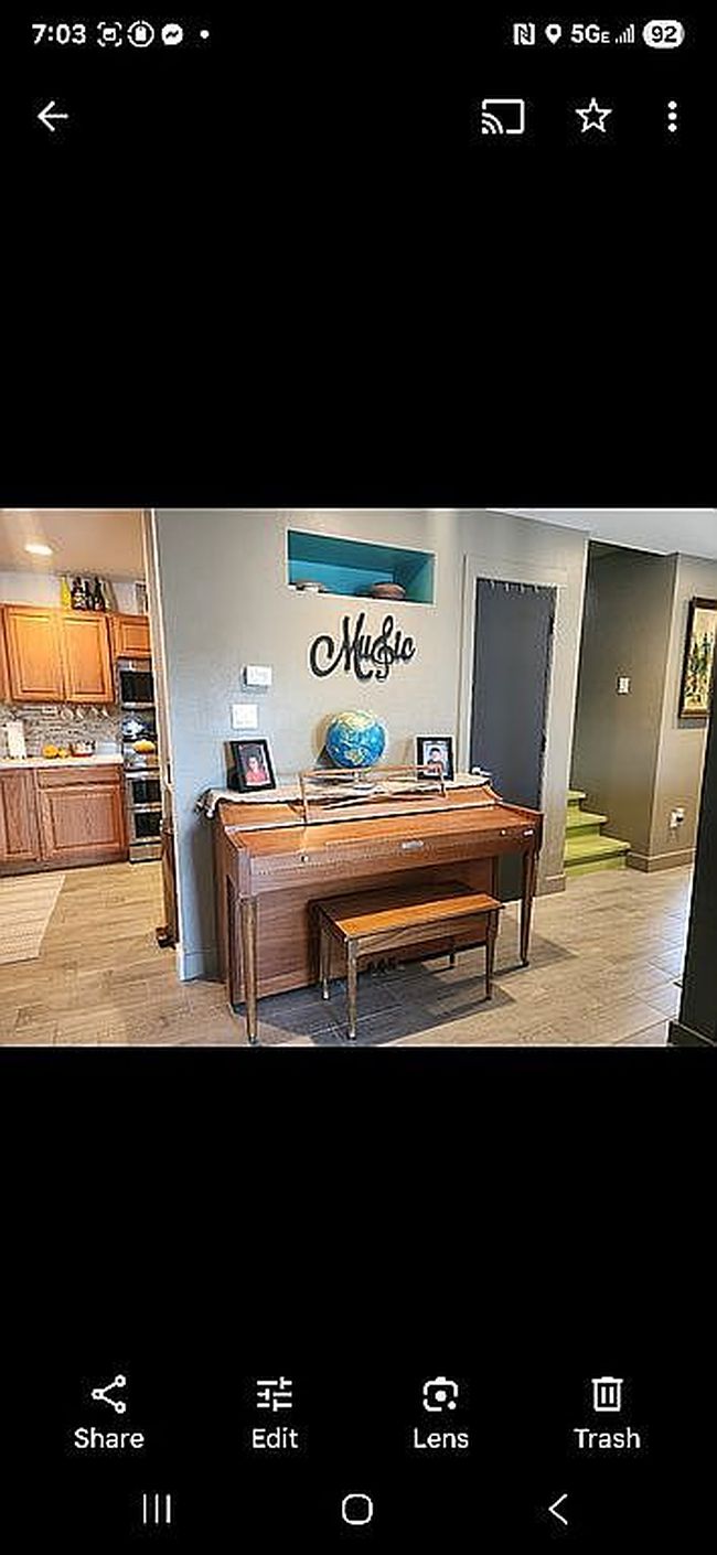 Photo of 301 Canoncito Ave, Gallup, NM