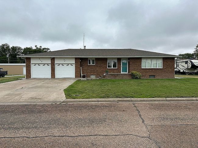 Photo of 415 N Kennedy St, Sharon Springs, KS