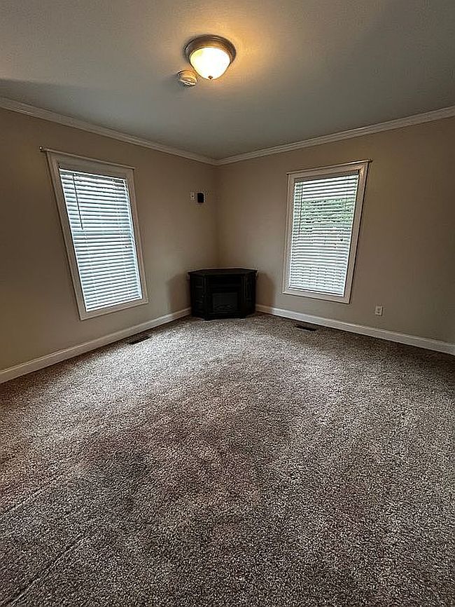 Photo of 179 Walker St, Ronceverte, WV