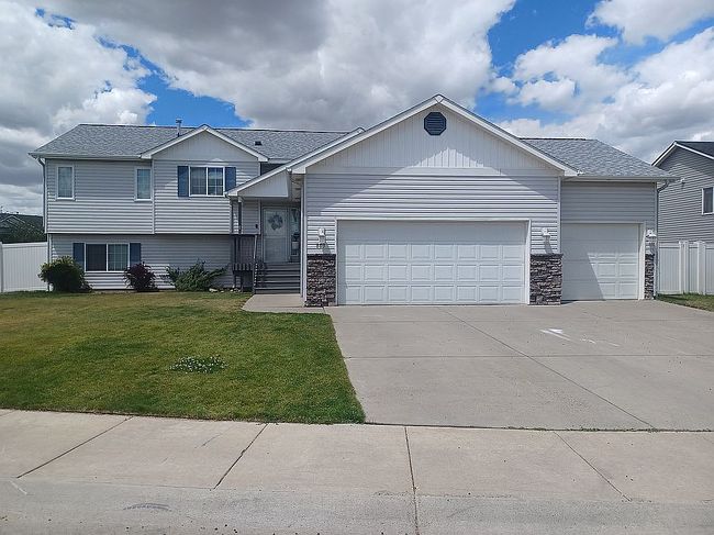 Photo of 803 E Collin Ave, Medical Lake, WA