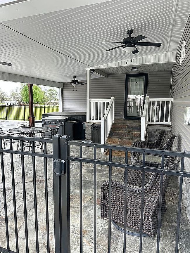 Photo of 2090 Highway 379, Russell Springs, KY