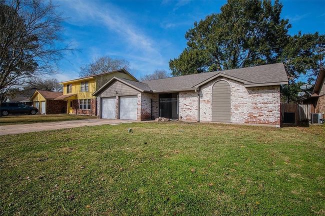 Preview of property located at 19326 Leafwood Ln