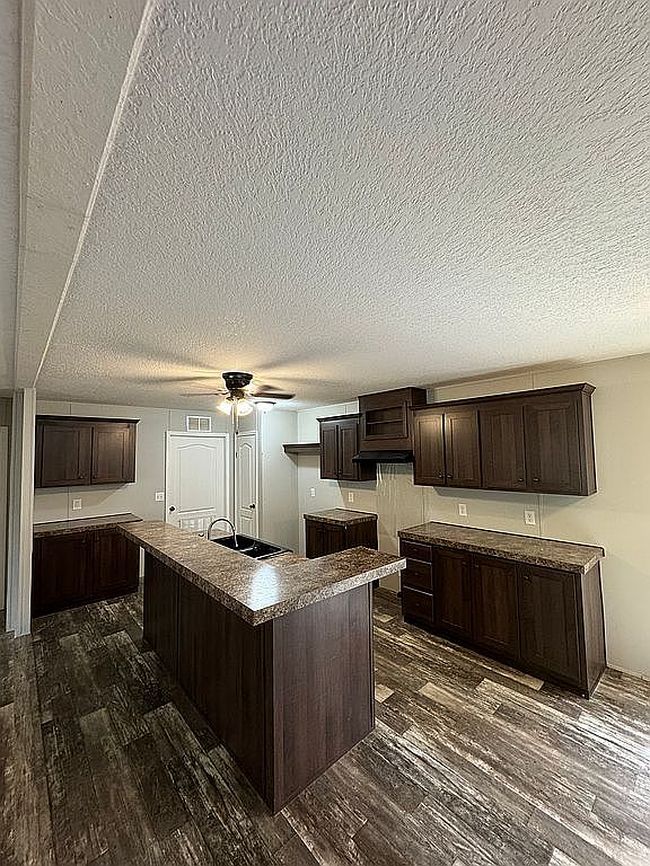 Image of 974 Lee Rd #454