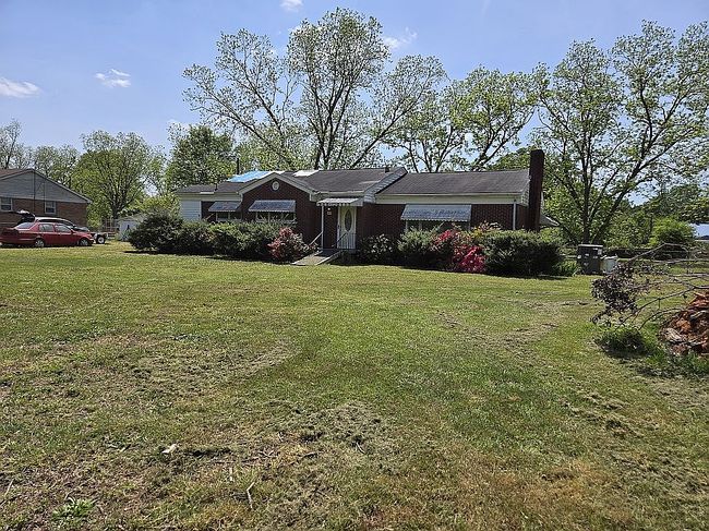 Image of 417 Blalock Dr