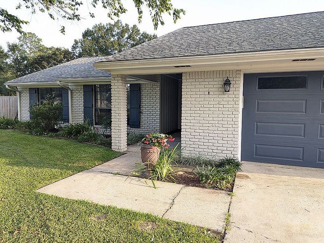 Photo of 117 Belle Grove Blvd, Lafayette, LA