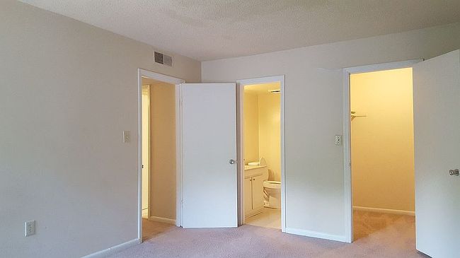 Photo of 500 Umstead Dr Apt C304, Chapel Hill, NC