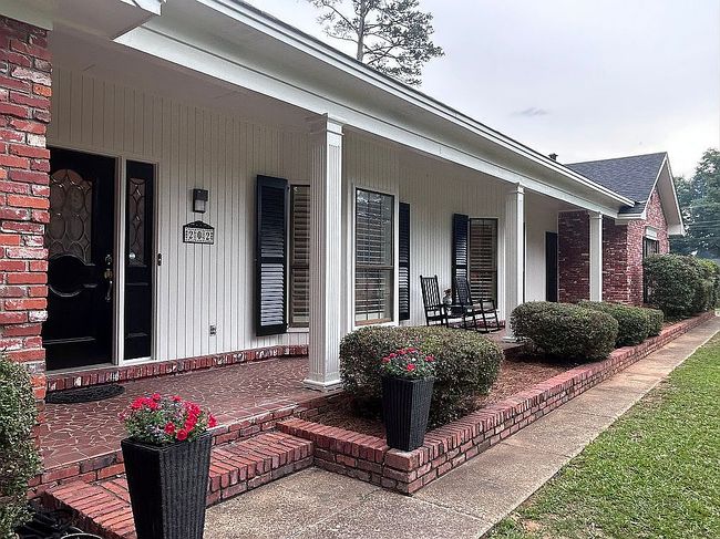 Preview of property located at 202 Pine Ridge Rd