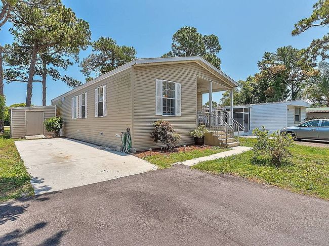 Image of 89 N Greenway Dr