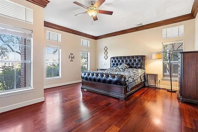 Photo of 2731 Lakeside Village Dr, Missouri City, TX