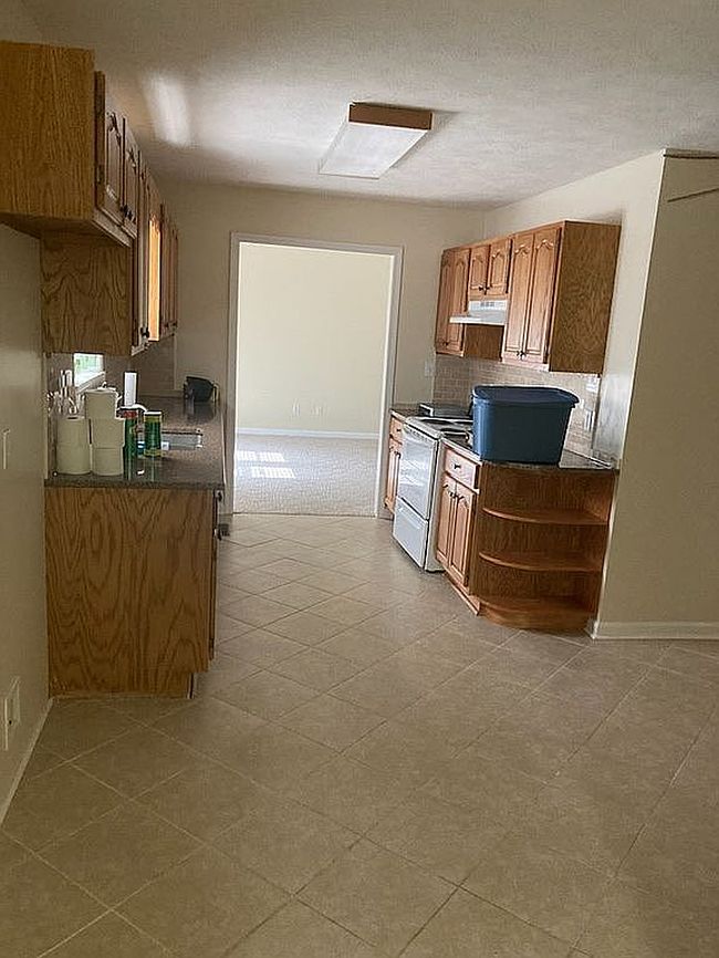 Photo of 30 Racheal Cv, Lexington, TN