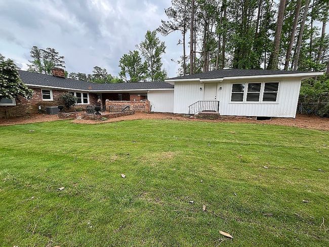 Image of 3517 Jamaica Dr