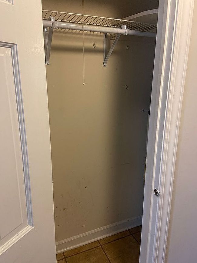 Preview of property located at 380 Hanover Arms Ct Apt D