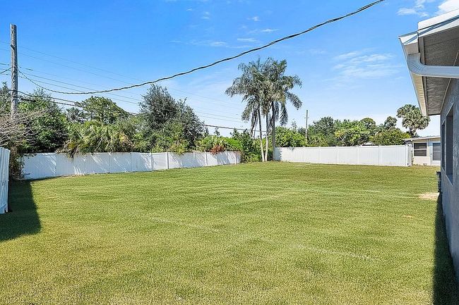 Photo of 2079 Nw Sunset Blvd, Jensen Beach, FL