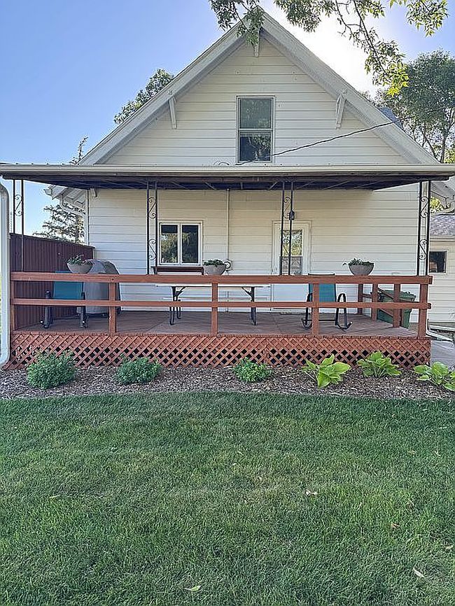 Photo of 190 Agamemnon St, Cordova, NE