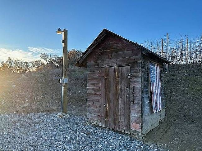 Photo of 101 Lake Ridge Dr, Chelan, WA