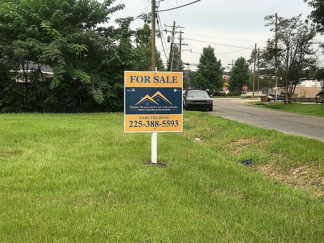 Image of 3328 Lone Oak Dr