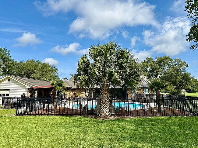 Photo of 250 Rue De Beauville, Napoleonville, LA