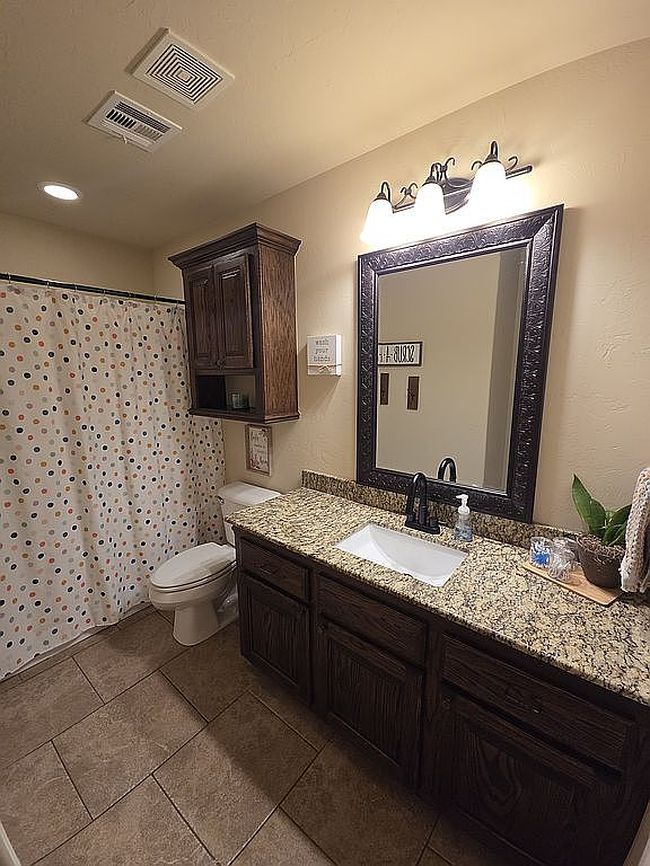 Photo of 1850 Olivia Ct, Blanchard, OK