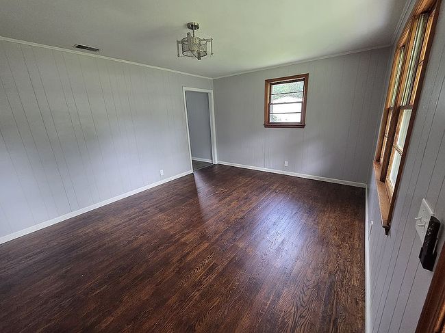 Image of 1112 Saint Matthews Rd