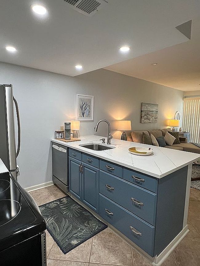 Photo of 15425 Fortuna Bay Dr Apt 113, Corpus Christi, TX