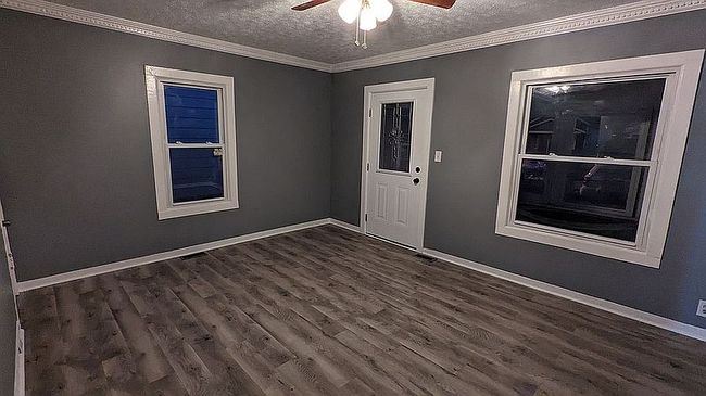 Image of 1213 Lillian Ave