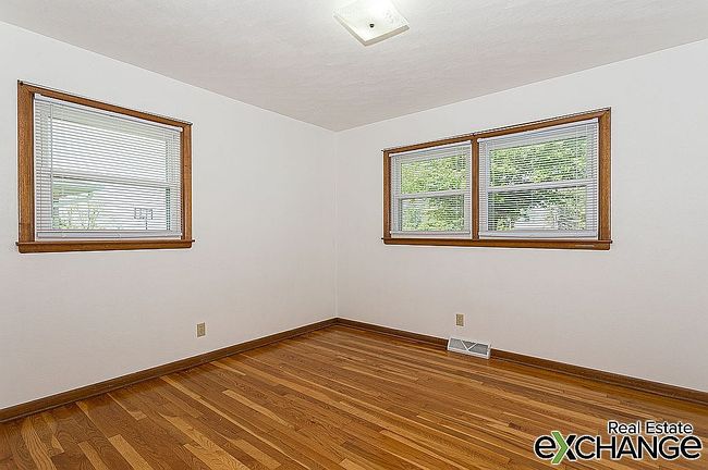 Image of 11719 1st St E