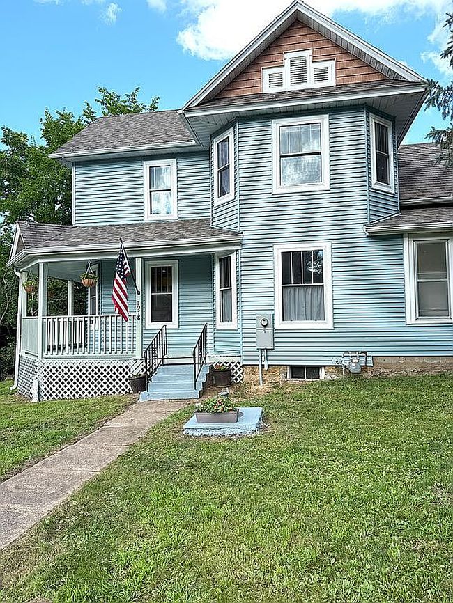 Photo of 1978 Cox St, Dubuque, IA