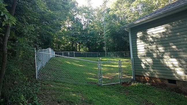 Image of 506 Dixon Ave