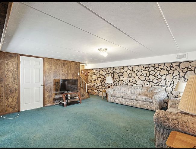 Image of 13050 Kelvin Ave