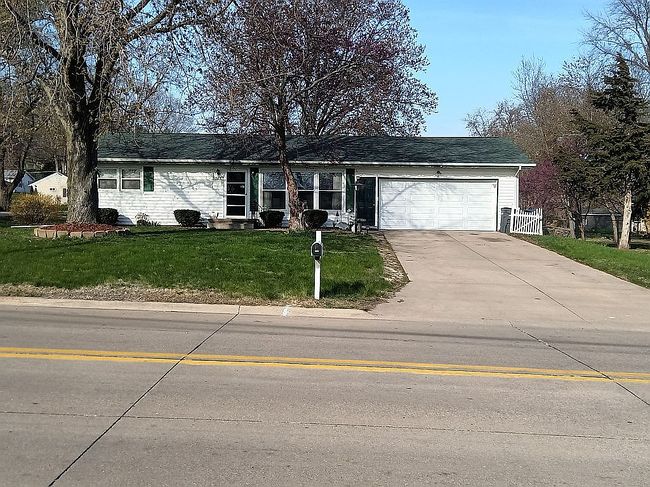 Image of 3365 Moencks Rd