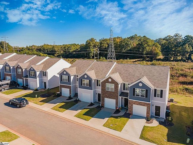 Image of 105 Moorlyn Ln