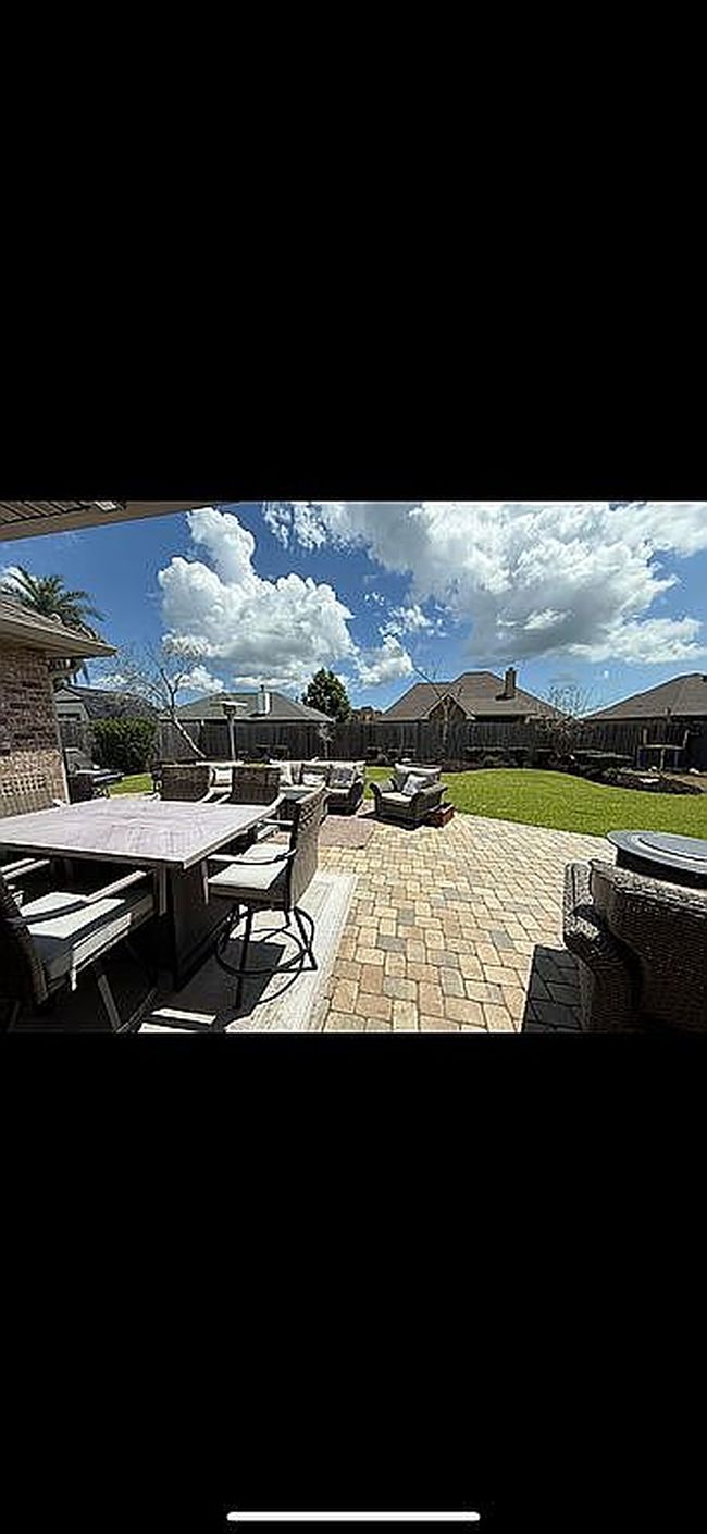 Photo of 103 Gretchen Ct, Montz, LA