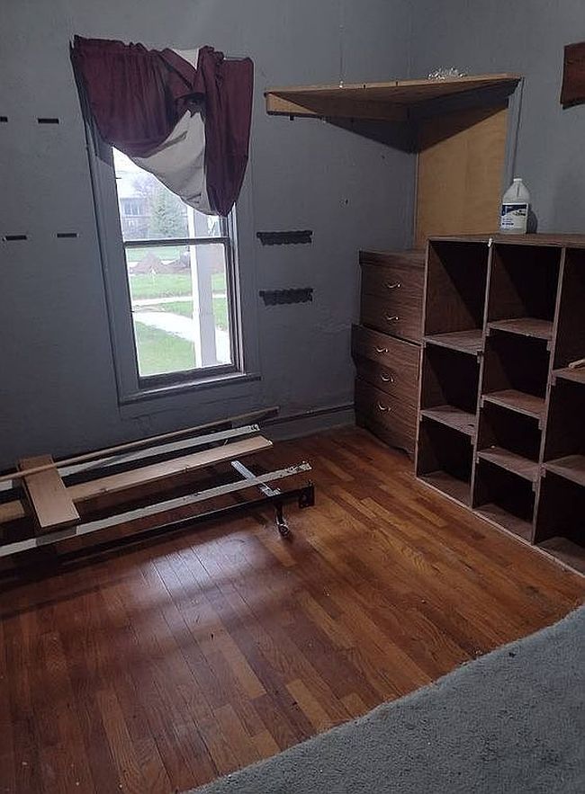 Additional photo 1 of property located at 756 S Roth St