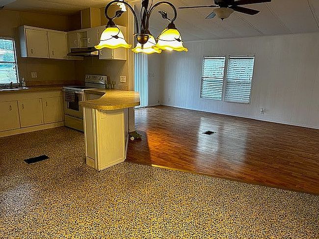 Photo of 1205 Dover Cir, Apopka, FL