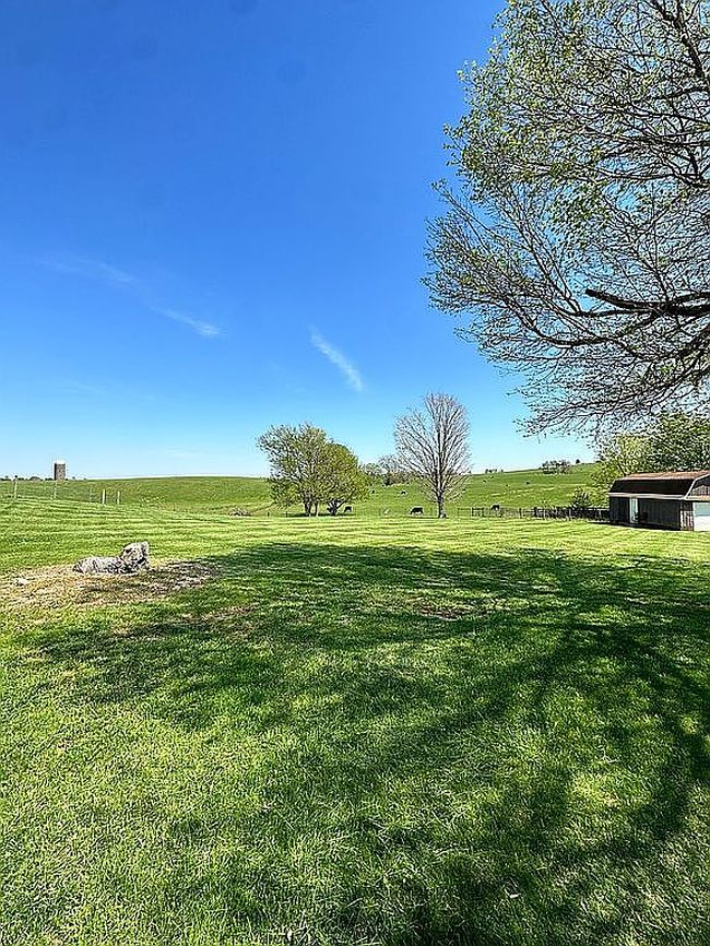 Photo of 6330 N Jackson Hwy, Cave City, KY